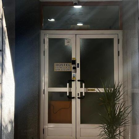 Hostel Estrella 20 Madrid Ngoại thất bức ảnh