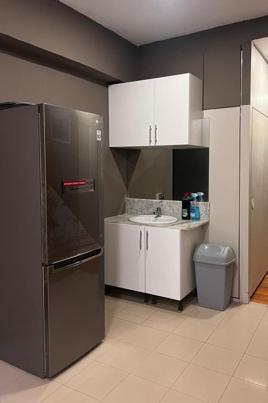 Hostel Estrella 20 Madrid Ngoại thất bức ảnh